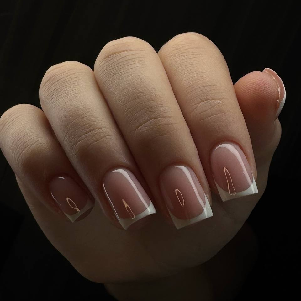 Коррекция ногтей 1-2 / Corecția unghiei 1-2 — Center Nails